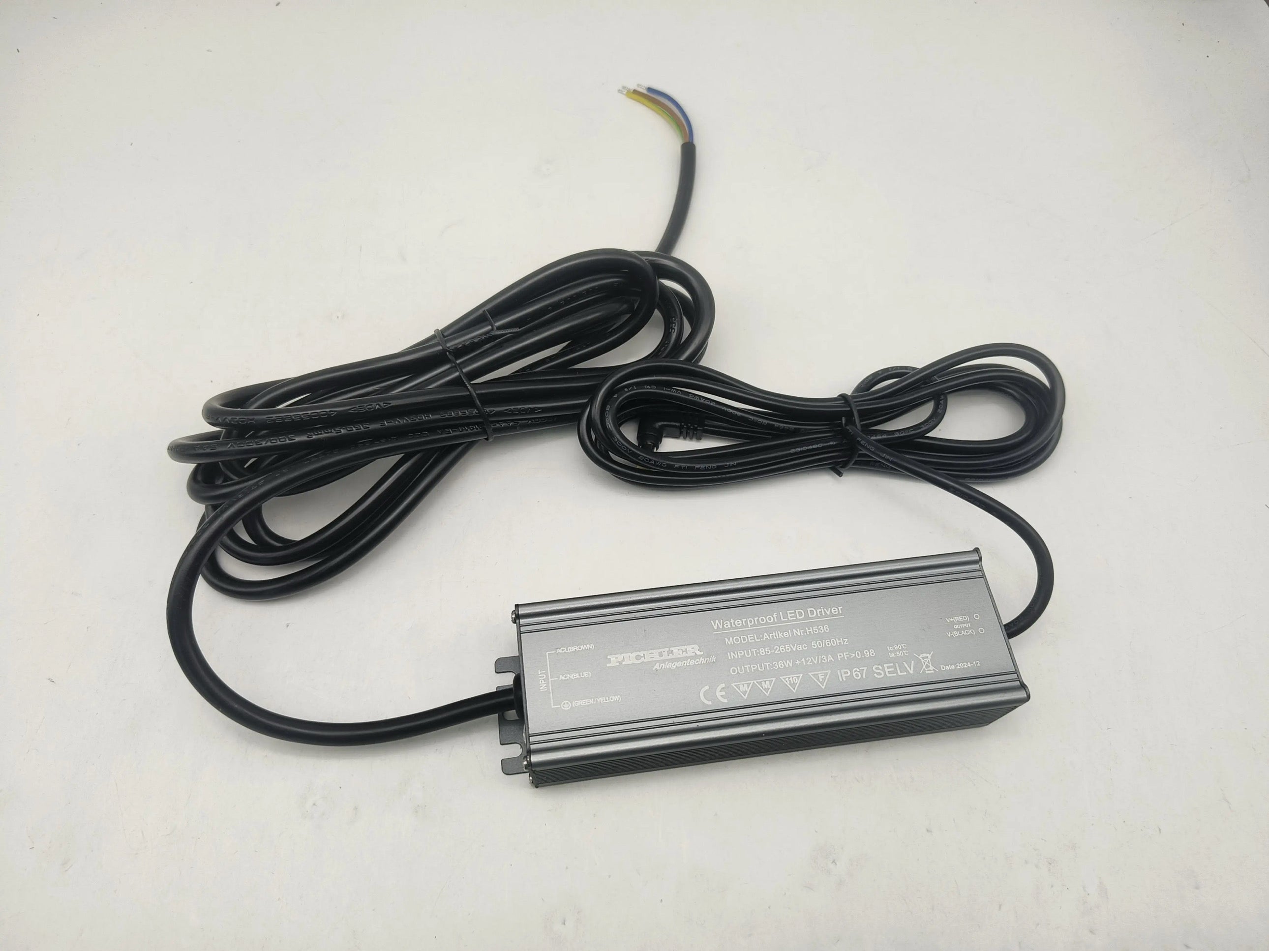 Netzteil 3A 36W, 100-265V, wasserfest IP67