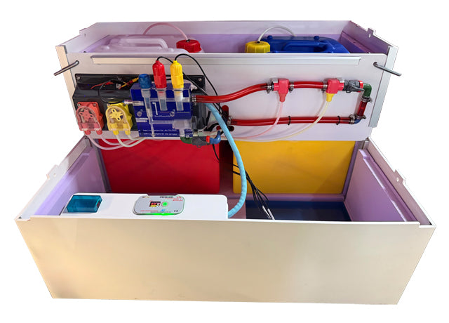 Dosiertreppe signalweiß RAL9003, inkl. WPD-A4 mini pH/Redox + WLAN Modul